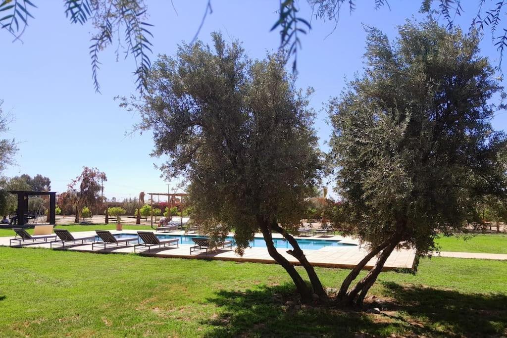 Villa Agora, Villa A La Campagne Proche Marrakech Sidi Abdallah Ghiat Luaran gambar